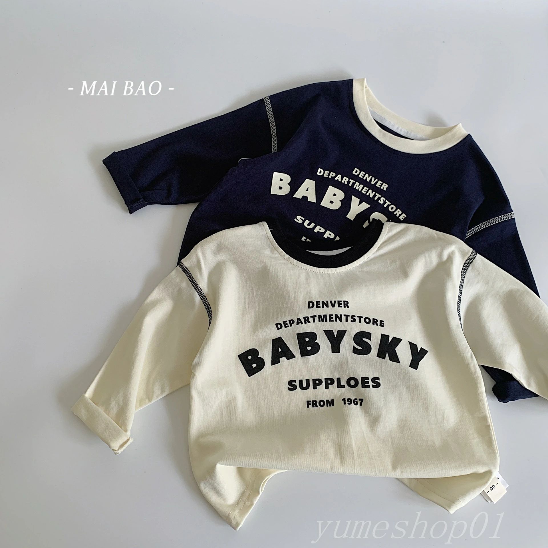 【送料無料】子供tシャツ2025春のアルファベットの底のシャツの中の子供の長袖の韓国版の女の子のカジュアルな上着