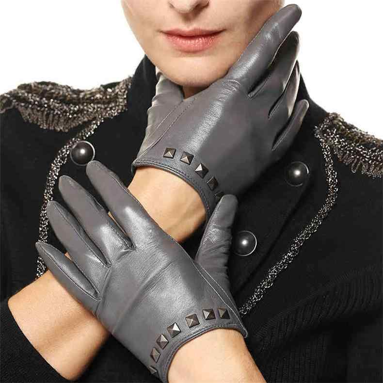 裏起毛 スマホ対応 グローブ 秋冬 革 ブラック レザー スタッズ シープスキン レディース グレー