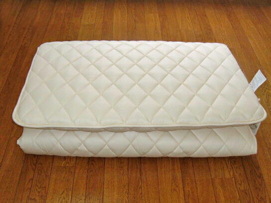 清潔革命！【抗菌防臭・防ダニ・ノンダスト】＆吸汗性ポリエステル硬綿キルティング三層敷布団　ダブルサイズ