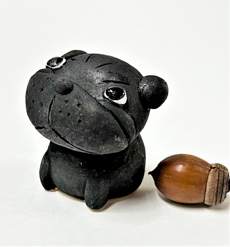 陶人形:パグ 子犬(黒)/犬