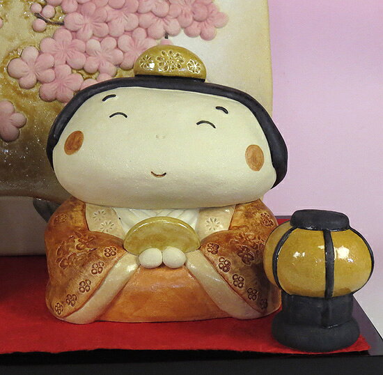 雛人形 ひな祭り /うれし雛セット（陶器　雛人形）【親王飾り】■屏風のデザインが...