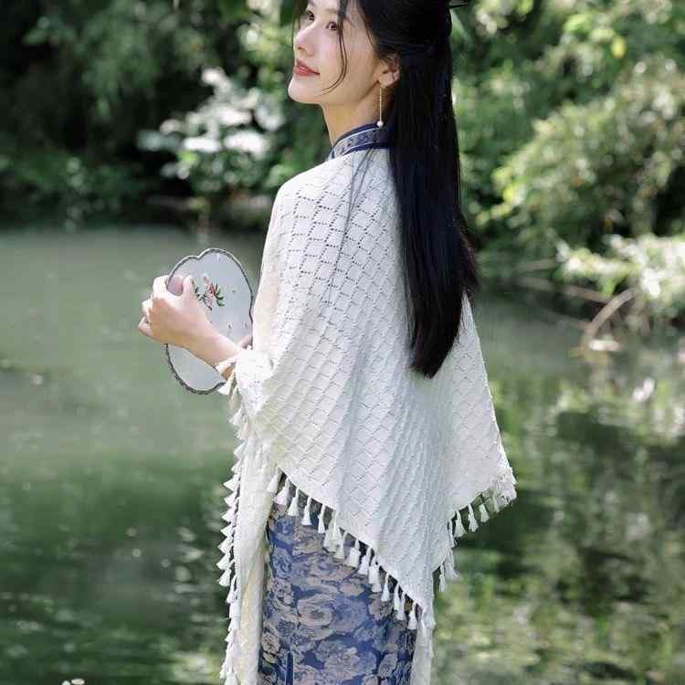 .チャイナドレス レディース 開衫 復古 中華スタイル 外套 ショール 針織 短丈 アウター ピンク系 アイボリー 軽量 伸縮性 接触冷感 秋冬 通勤用 普段使い ドレス ワンピース 衣装 伝統服 中国服 エレガント シンプル ファッション 冷感素材 春 秋 カジュアル おしゃれ クラシック 長袖 中国伝統服 女性用 お出かけ用 冷感アウター 伸縮素材 軽量アウター 仕事着 旅行服 セール 人気 ランキング おすすめ。 指定された配送時間は承っておりません。