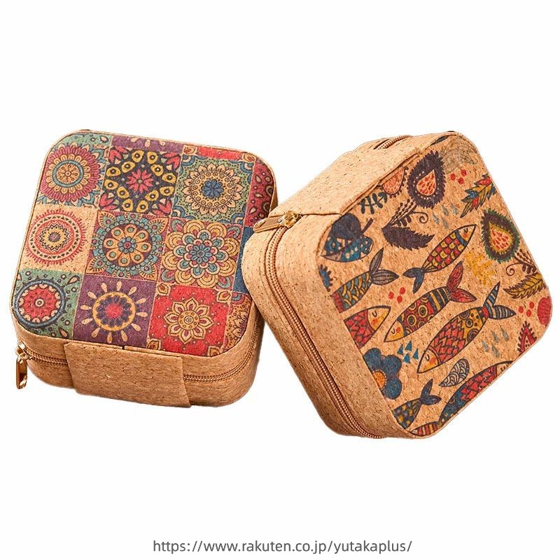 裁縫セット ソーイングセット 裁縫道具セット 11色縫い糸あり 刺繍/手芸/裁縫 家庭用ソーイングセット おしゃれ/かわいい 小学生/大人 プロ裁縫道具 ミニ/携帯式 学校/家庭用 簡単で楽しい使い方 - コンパクトなデザインで、どこにでもスタイリッシュに持ち運ぶのに便利です。 "縫製に必要なものすべて - 裁縫キットには、針、糸、はさみ、ボタン、糸切りツール、シームリッパー、メジャーテープ、布鉛筆、その他の縫製アクセサリーなど、基本的な修理に必要なツールがすべて含まれています。スマートでコンパクト - ストラップはスプールやツールを所定の場所に固定するので、バッグや財布、引き出しなどどこにいても紛失する心配なしに、簡単に見つけることができ、必要なものを修復できます。簡単で楽しい使い方 - コンパクトなデザインで、どこにでもスタイリッシュに持ち運ぶのに便利です。 手を使ってペットの好きな服や子供のぬいぐるみを修理しましょう。 DIYの感覚に夢中になるかもしれません。実用的なギフト - お母さん、おばあちゃん、素敵な子供、親友、恋人、裁縫初心者、工芸家、DIY愛好家への賢い選択のギフトです。 そしてそれは人々が使いたいと思うものです。" 5