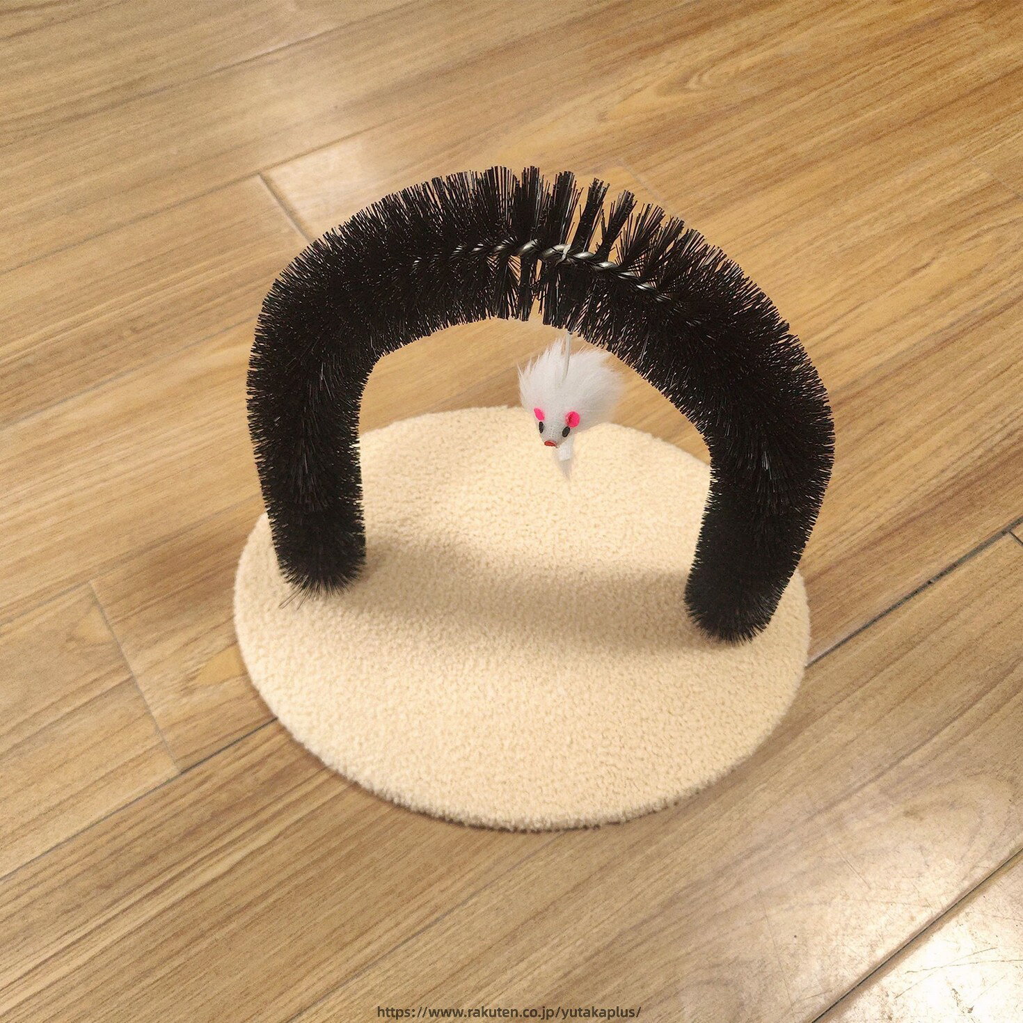 YUTAKAプラスのセルフグルーミングブラシ ペット用ブラシ 爪とぎペットトイ コーナーブラシ アーチブラシ ネコ ねこ 猫 猫用ブラシ ペット キャットブラシ トリミング お手入れ ブラッシング ねずみ｜アングル3