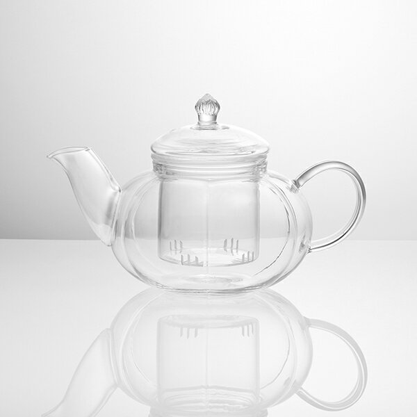 【栗原はるみ 食器 ギフト包装可】 耐熱ガラス ポット / 栗原 はるみ 栗原はるみ食器 ティーポット ガラスポット 紅茶ポット 急須 輪花 花型 ストレーナー付き 耐熱 ガラス 結婚祝い 調理器具 男性 ゆとりの空間 ギフト 新築祝い