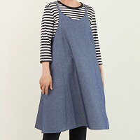 【栗原はるみ/エプロン/ギフト包装可】 デニムライクキャミエプロン | 栗原 はるみ エプロン ワンピース キャミソール 大人 デニム デニムライク素材 乾きやすい かぶるだけ レディース ネイビー ブルー ゆとりの空間 結婚祝い ギフト