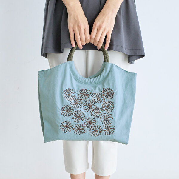 Handbag Type - 【ポイント5倍 27日(水)01:59まで】【栗原はるみ】 刺繍マルシェバッグS ガーベラ/ 栗原 はるみ バッグ 栗原はるみバッグ 軽い 丸形ハンドル サックス パープル グレー ガーベラ 花柄 内ポケット お買い物 マルシェバック サブバッグ