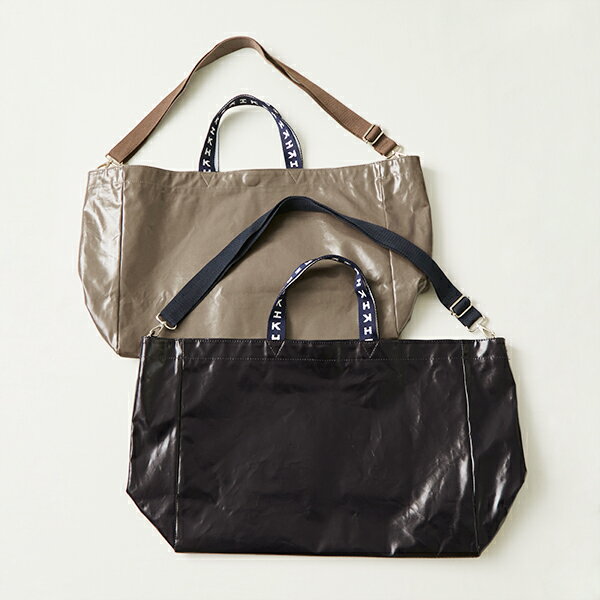 【栗原はるみ/ファッション雑貨/ギフト包装可】 シャイニーバッグ L | 栗原 はるみ バッグ ショルダーバッグ ビニール 撥水 手持ち 肩掛け ショルダー 2way レジャー 旅行 ジムバッグ 大容量 結婚祝い 母の日 ギフト プレゼント