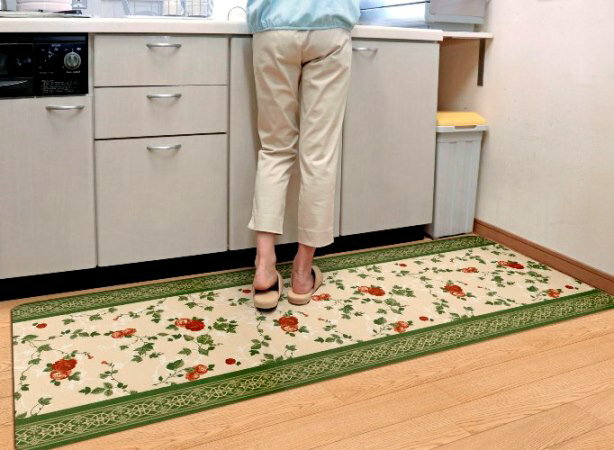 ＼本日300円クーポン進呈／【ランキング受賞】カーペット マット 畳 マット フリーマット フラワー柄 67×500キッチンマットや廊下敷等に最適なビニール製マット☆ フリーマット フラワー柄 67×500 キッチンマット 廊下敷 消臭効果 保温効果 抗菌 ズレ防止 消臭 2