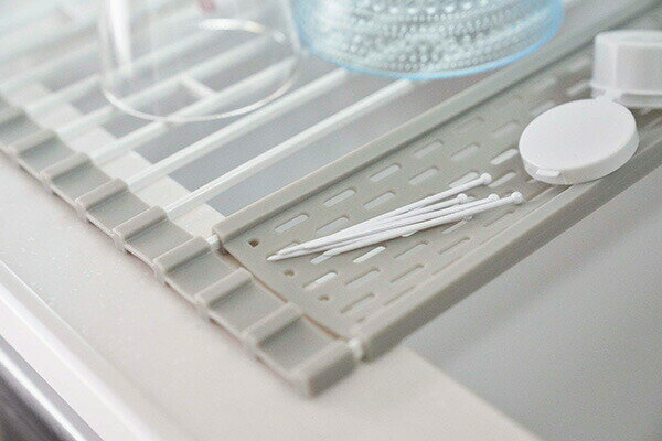 山崎実業　折り畳み水切り プレート シリコーントレー付き S　ホワイト　【品番：05059】 3
