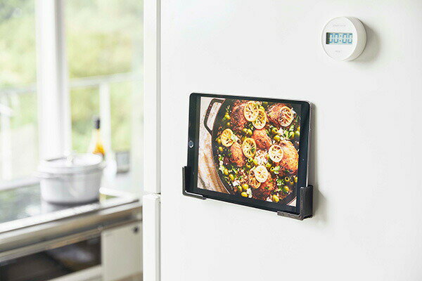 山崎実業　マグネットタブレットホルダー タワー　ブラック　【品番：04985】