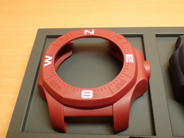 VICTORINOX ビクトリノックス 腕時計 I.N.O.X. イノックス 専用 コンパスバンパー レッド(赤) V.60021