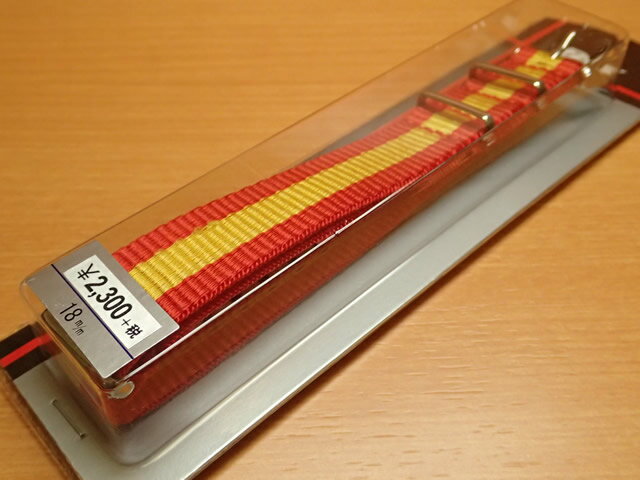 18mm NATO タイプ 引き通し 時計バンド 腕時計用 時計ベルト 時計用バンド ナイロン 【写真の時計はイメージです。ついておりません】
