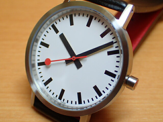モンディーン 腕時計 クラシック ピュア 36mm ボーイズ ホワイトダイアル ブラックレザー A660.30314.16OM優美堂のモンディーンはメーカー保証つきの正規商品です。お手続き簡単な分割払いも承ります。