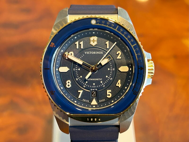 ビクトリノックス VICTORINOX ジャーニー Journey 1884 ネイビーブルー文字盤 クォーツ 242013 日本正規品 メンズ 腕時計 お手続き簡単な分割払いも承ります。月づきのお支払い途中で一括返済することも出来ますのでご安心ください。