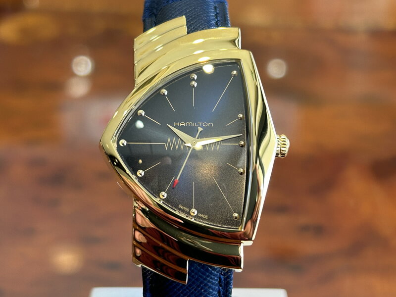 ハミルトン 腕時計 HAMILTON ベンチュラ クオーツ 32.3MM × 50.3MM レザーベルト H24301941 男性 正規品 【あす楽】