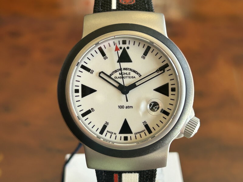 ミューレグラスヒュッテ 腕時計 S.A.R. Rescue-Timer LUMEN レスキュータイマー ルーメン 42mm 自動巻..