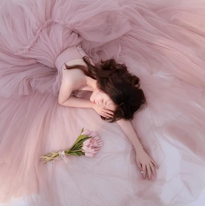 花嫁ドレス 韓国風 イブニングドレス 送料無料 ドレス ゴージャス パーティードレス 撮影用のワンピース お呼ばれ カラードレス 同窓会 ロングドレス 前撮り 高級感 お姫様ドレス セクシー 発表会 スレンダー 上品 エレガント 披露宴 袖なし オフィス 音楽会 メッシュ 舞台