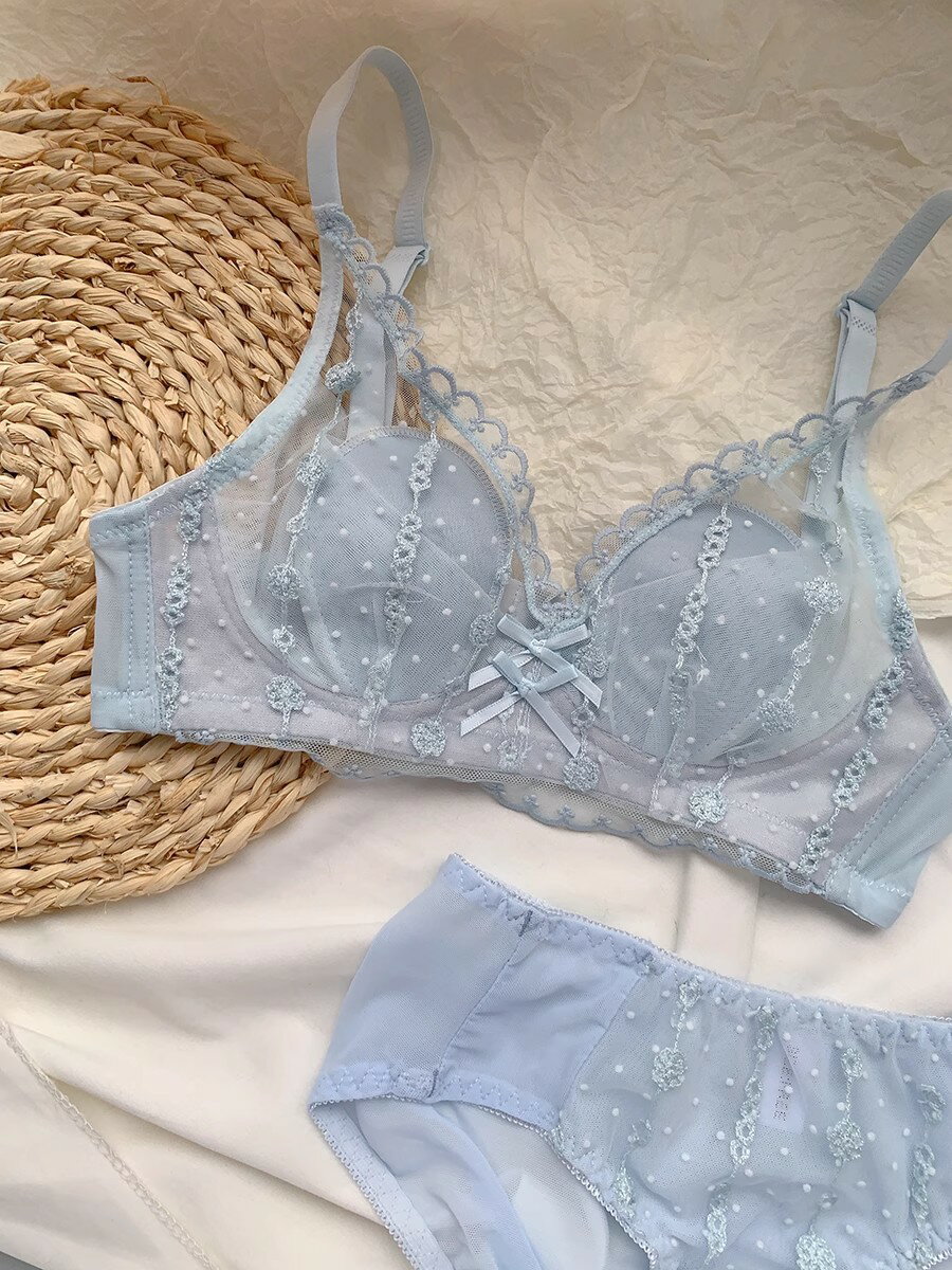ブラセット ブラジャー セットアップ 谷間ブラ 少女 ブラ&ショーツ セット レースブラセット ワイヤーなし 送料無料 ショーツセット 勝負下着 ブラ ショーツ 上下セット セクシー 薄手 2点セット bra set 小胸 ランジェリー 超盛りブラ 学生 可愛い 通気性 女性 デート 軽い