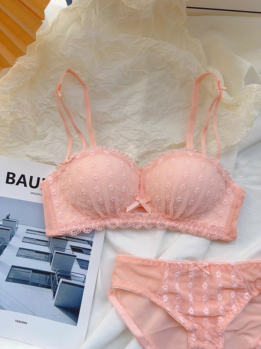 セットアップ セクシー bra set ブラセット 谷間ブラ ショーツ ブラ レースブラセット 勝負下着 ショーツセット ワイヤーなし 送料無料 ブラジャー 上下セット ブラ&ショーツ セット 薄手 2点セット 小胸 ランジェリー 超盛りブラ 学生 可愛い 少女 通気性 女性 デート 軽い