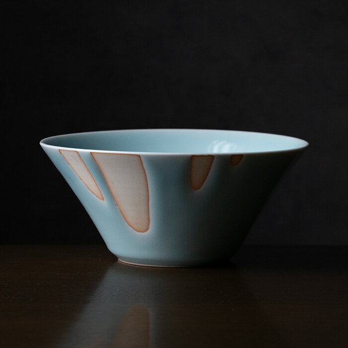 青白磁鉢（IH-045）　　作家「市川博一」