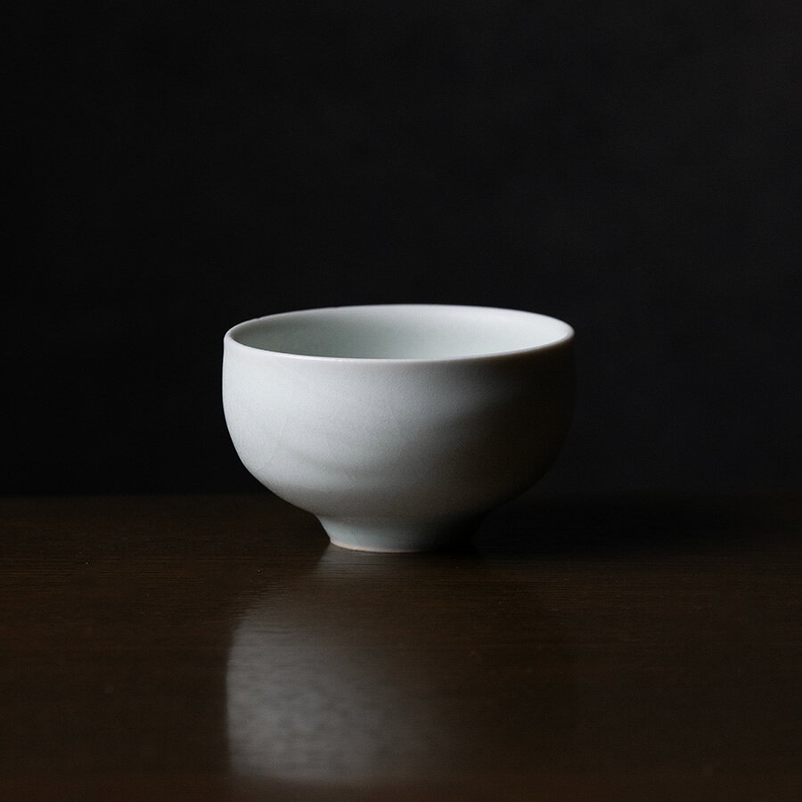 共箱付 | 白磁酒盃（IH-064）　　作家「市川博一」