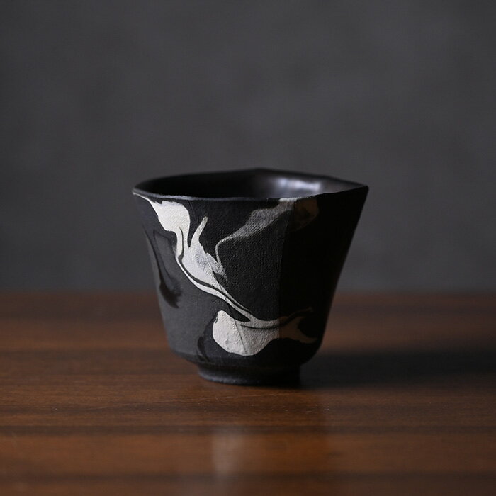【共箱付】彩墨流酒器 -黒白-（JS-651）　作家「瀬津純司」