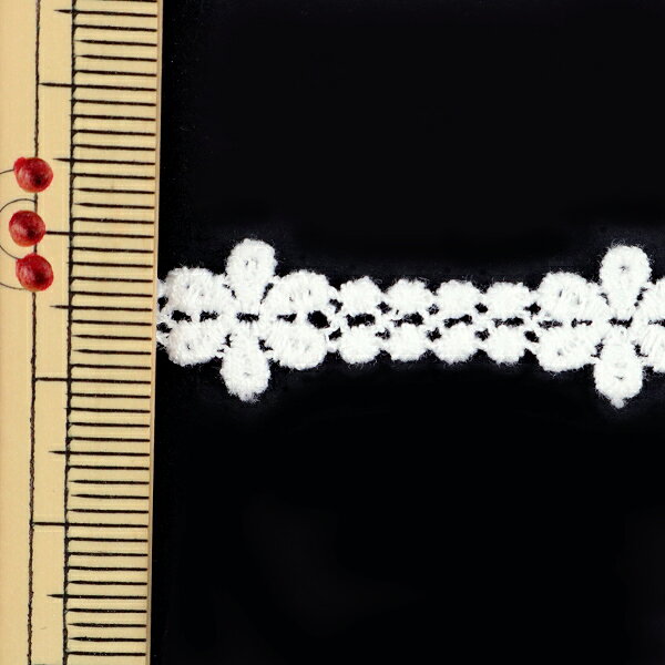 【数量5から】 レースリボンテープ 『ケミカルレース 白 幅約10mm 25350』 yuzawaya-10180272 ユザワヤ サンプル画像2