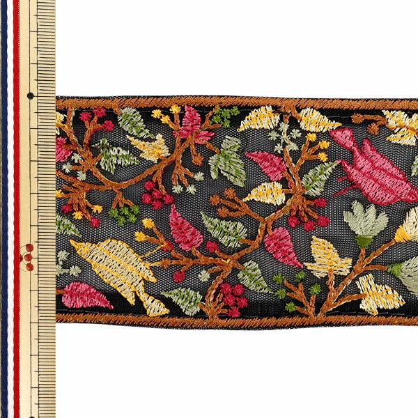 【数量5から】 手芸ブレード 『2025 インド刺繍ブレード 約7cm幅 ブラック×ピンク M-1462-F』