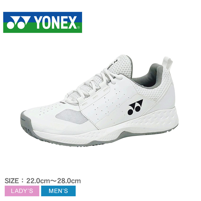 《アイテム名》 ヨネックス テニスシューズ YONEX メンズ レディース パワークッション 106 SHT106Y 《ブランドヒストリー》 1958年、創業者・米山稔が木製品の製造販売を行う米山製作所を創業。 67年ヨネヤマラケット、74年ヨネックススポーツと改称し、 82年に現社名のヨネックスになりました。バドミントンやテニス用品を主力に圧倒的なシェアを誇り、現在ではゴルフ・サッカーなど幅広いスポーツ事業に力を入れています。 《アイテム説明》 ヨネックスより「パワークッション 106」です。・パワークッション 衝撃吸収性と反発性を併せ持つ「軽く、疲れにくい」衝撃吸収反発素材。ヨネックス独自の衝撃吸収材です。 ・ラウンドソール R5 アウトソール外周全体に3種類の丸み（10／7／5）を持たせ、自然な着地と蹴り出しが可能。※数字が大きいほど、ソール外側の丸みが大きく、安定性重視。特許第4958505号 ・ダブルラッセルメッシュ 通気性、クッション性に優れ、柔らかく足を包み込むメッシュ素材。 ・デュラブルスキンライト ゴムのような弾力性と硬質プラスチックのような強靭さを併せ持つP.U.素材。フィット性と軽量性を向上。 ・トウアシストシェイプ 親指の圧迫感を解消したつま先設計とし、かつ、中足部とかかと部のサポート性を高めることで、シューズ内の足のズレを抑え、パワーロスのない素早いフットワークを実現。 《カラー名/カラーコード/管理No.》 ホワイト/011/"16178060" メーカー希望小売価格はメーカーサイトに基づいて掲載しています。 製造・入荷時期により、細かい仕様の変更がある場合がございます。上記を予めご理解の上、お買い求め下さいませ。 関連ワード： 靴 シューズ テニス クレーコート クレー 砂入り人工芝 砂入り 人工芝 ローカット 3E 衝撃吸収 スクール サークル 軽量 部活 試合 大会 遠征 運動 スポーツ スポーティ ブランド シンプル date 2024/04/27Item Spec ブランド YONEX ヨネックス アイテム テニスシューズ スタイルNo SHT106Y 商品名 パワークッション 106 性別 メンズ レディース 原産国 Indonesia 他 素材 アッパー：人工皮革、合成繊維、合成樹脂アウトソール：ゴム底 重量 片足 約 305g（26.0cm） 商品特性1 ワイズ：3E 当店では、スタジオでストロボを使用して撮影しております。商品画像はできる限り実物を再現するよう心掛けておりますが、ご利用のモニターや環境等により、実際の色見と異なる場合がございます。ご理解の上、ご購入いただけますようお願いいたします。 ▲その他アイテムはこちら