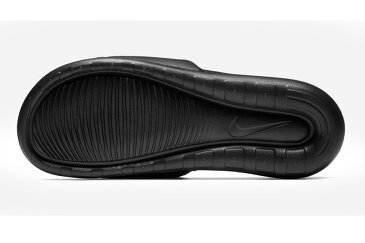 ナイキ ビクトリー ONE スライド サンダル NIKE VICTORI ONE SLIDE メンズ CN9675 ブラック 黒 シューズ シャワーサンダル シャワサン ブランド スポーツサンダル スポサン シンプル スポーツ アウトドア レジャー 靴 軽量 海 誕生日 プレゼント ギフト