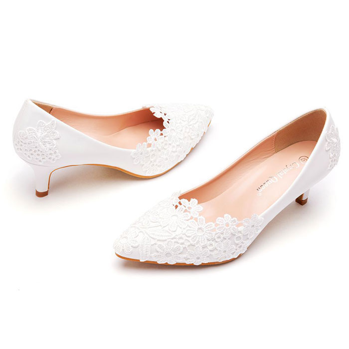 パンプス 5cmヒール ハイヒール ポインテッドトゥ 脱げない ホワイト 花レース 美脚 おしゃれ 疲れにく..