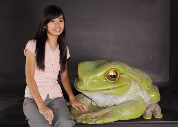 樂天商城 - でかいカエル / Frog JumboFRP 耐水 軽い 強い 屋外用塗装 ガーデンファニチャー 置物 インテリア オブジェ 送料無料