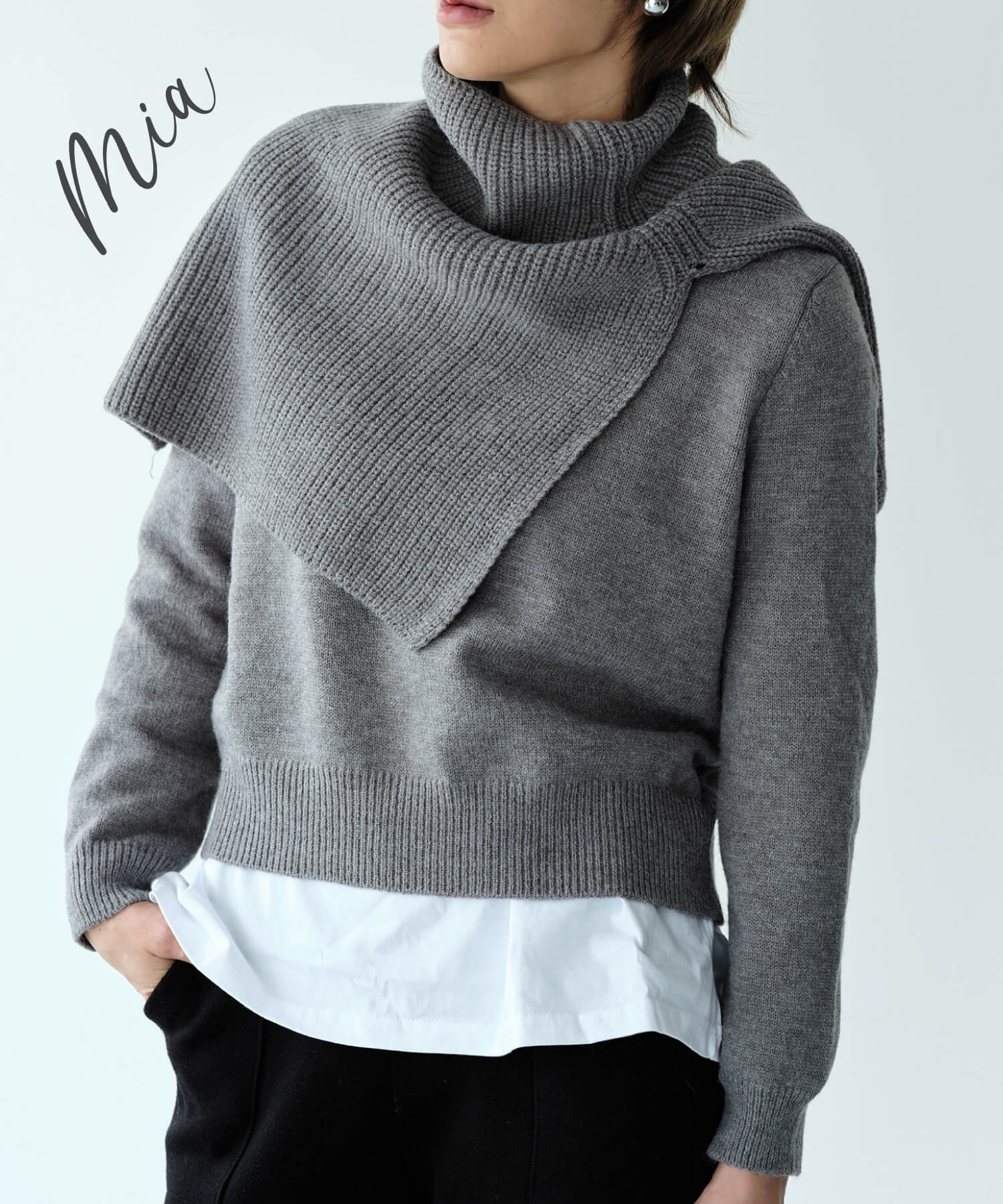 【MIA/ミア】ケープSetクルーネックニットプルオーバー//ニット セーター レディース トップス 長袖 ラウンドネック ショート丈 リラックス ベーシック 無地 秋 冬 春 大人かわいい ケープ付き セット アサンブル 2Way