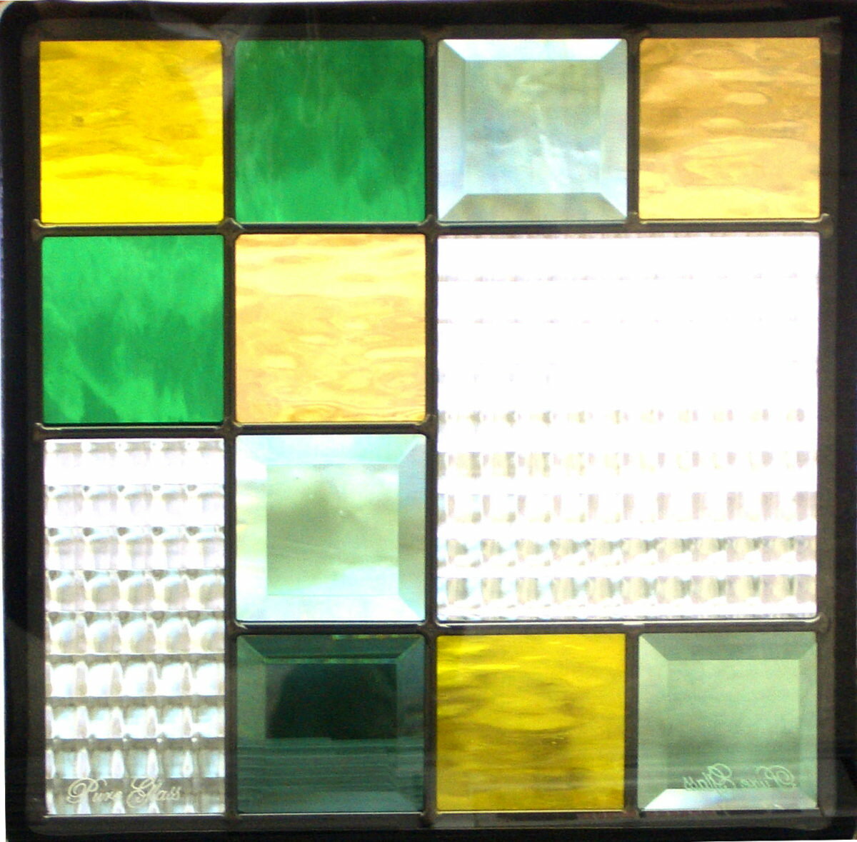 ステンドグラス ピュアグラス SH-E04 パネル 窓枠 おしゃれ アンティーク ガラス ランプ シート 照明 北欧 取り付け DIY ドア 窓 リビング 浴室 玄関 日除け 目隠し 室内 屋内 ステンドガラス 送料無料