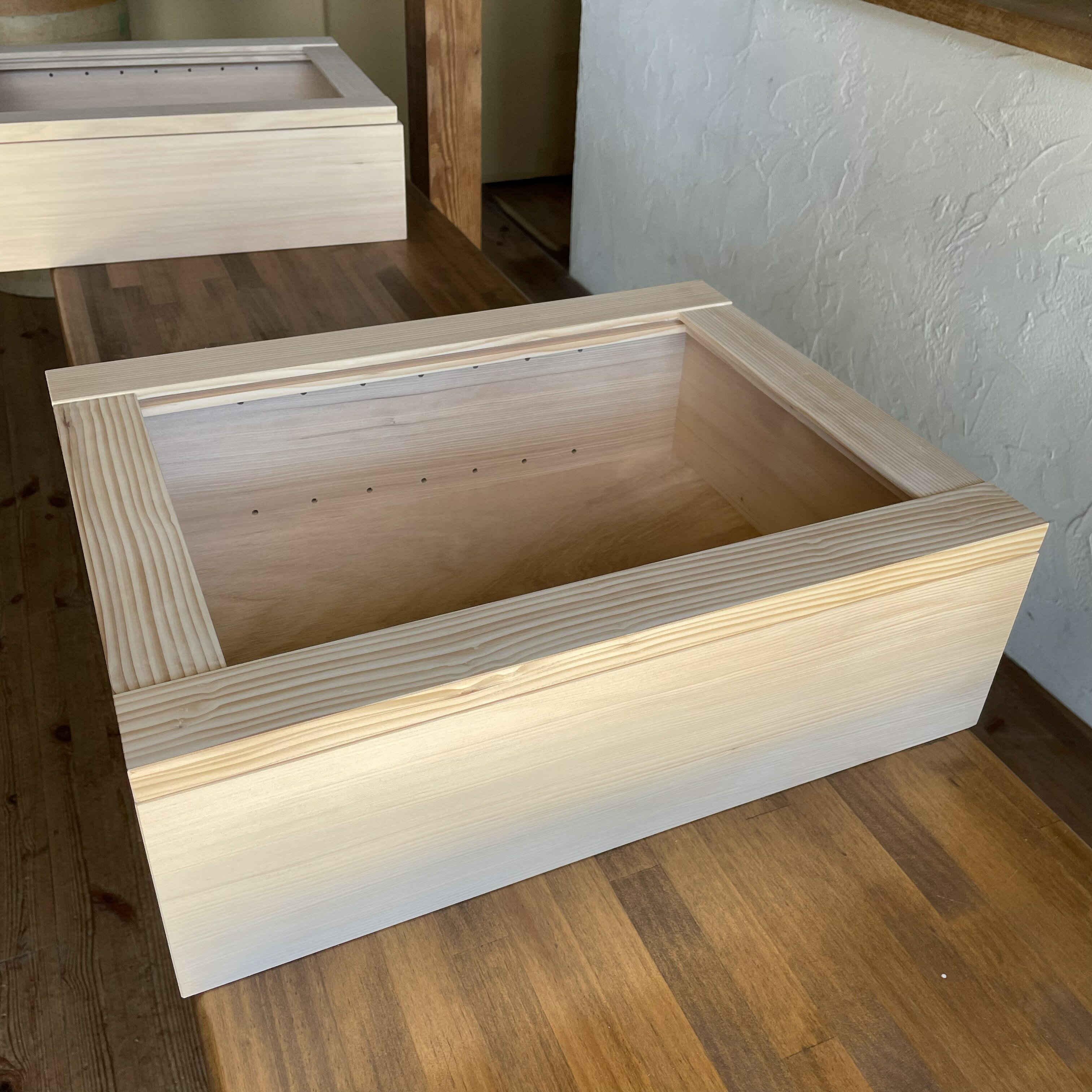 【W390,H510,D160】ミラーキャビネット・一枚開き 色が選べる 栂(ツガ) 木目A