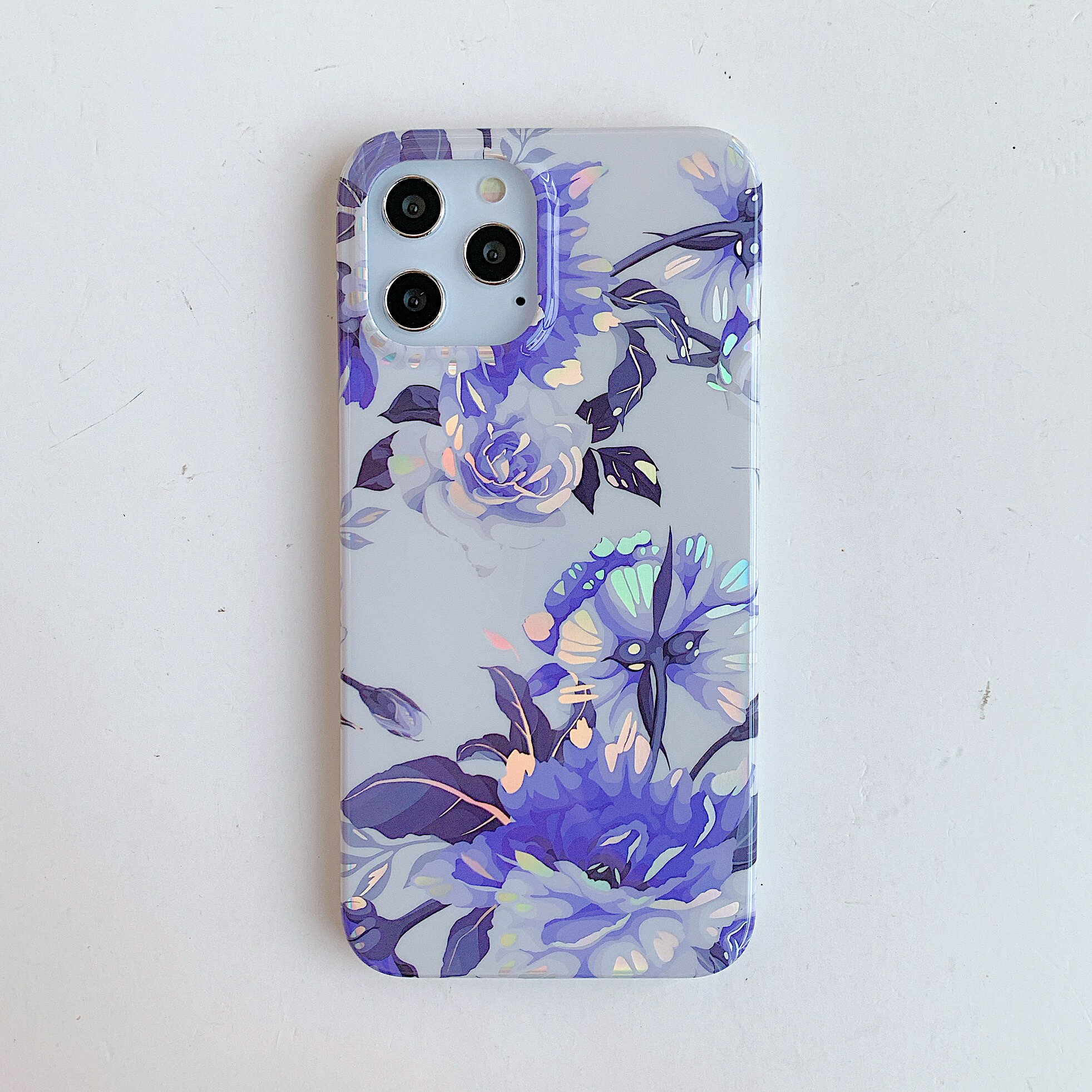【処分特価】 iPhone13 (6.1inch) 背面タイプ ケース カバー 花柄 フラワー ボタニカル ラメ ホログラム 可愛い おしゃれ くすみカラー パープル
