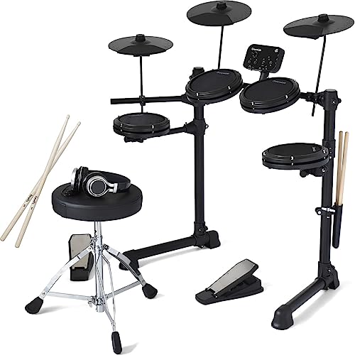 ◆商品名：GrooveLab グルーヴラブ 電子ドラム メッシュパッド仕様 HitSync GLHS-01/BK ブラック [ドラムイス、ヘッドフォン、スティック(2本1組)、スティックホルダー、ドラムキー、予備スティック付属]ドラムヘッドにメッシュを採用、リアルな音色・打感と静粛性の両立を実現した電子ドラム。省スペースへの設置、実用的な機能、すぐに叩ける付属品等、ドラマーの快適な自宅練習をサポートします。15種のドラムキット、リバーブ・コンプによる音色調整、メトロノームなど実用的な機能が充実。【セット内容】… 電子ドラム本体/ブラック(電源アダプター付属)、ドラムイス、ヘッドフォン、スティック(2本1組)、スティックホルダー、ドラムキー、予備スティック※画像は掲載時のものとなり、生産時期・在庫状況によって細部、仕様に変更がある場合がございます。　※シンバルパッドはラバー素材となります。GrooveLab “HitSync” GLHS-01ドラムヘッドにメッシュを採用、リアルな音色・打感と静粛性の両立を実現。省スペースへの設置、実用的な機能、すぐに叩ける付属品等、ドラマーの快適な自宅練習をサポートするハイコストパフォーマンス電子ドラム、それがグルーヴラブ・ヒットシンクです。■リアル打感×静粛性スネアとタムそれぞれのドラムパッドにメッシュヘッドを採用。生ドラムを叩く感覚に近い適度なバウンドを再現しつつ、従来のゴムパッドと比べて格段に打音を抑えることができます。本物のドラム同様に張りの強さも調節可能です。■振動軽減バスペダルは従来のビーター式ではなく、スイッチ式のペダルを採用。実音以上に響いてしまう振動も軽減します。■実用的な機能が充実ロック、ダンス、ジャズ等、様々な音楽ジャンルのドラムキットを15種収録。リバーブ、コンプによる音色調整、感度や反応レベルの調整にも対応しており、プレイスタイルに合わせてお好みのセッティングが可能。練習に役立つメトロノーム、レコーディング機能も搭載しています。【セット内容】電子ドラム本体(電源アダプター付属)ドラムイスヘッドフォンスティック(2本1組)スティックホルダードラムキー予備スティック※在庫状況・生産時期によって、仕様変更や付属品の見た目が異なる場合がありますが、品質・用途は同じものになります。