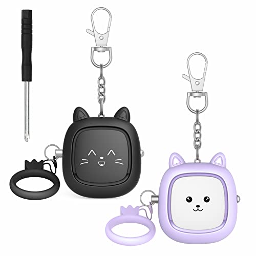 ◆商品名：Topbasic 防犯ブザー 小学生 女性 2個セット ランドセル 防犯アラーム 防犯警報器 大音量120dB LEDライト付き 子供 お年寄り (紫＆黒, 2個セット)【かわいいアクセサリー感覚の防犯ブザー】 この防犯ブザーは、かわいい形状で、取り付けがキーリング型のフックであるため、普通はランドセルやカバンなどにアクセサリー感覚で取り付けられます。緊急時には防犯ブザーとして使用でき、いつでも安心感を得られます。また、毎日持ち運ぶものであるため、コンパクトな設計にもこだわっています。毎日の通勤や通学も快適に過ごせます。【大音量120dB&連続吹鳴90分間】 小さくても、測定距離0.5メートルで120dBの大音量を記録できます。耳を刺すような音は、危険な状況でも300メートル先にいる人の注意を引くことができます。緊急時に使用するために、最大連続吹鳴時間は90分間です。（＊本製品は、事故やトラブルの緊急時に鳴らして相手を威嚇するために使用するものです。それ以外の用途には使用しないでください。）【簡単操作 お子様でもOK】 引抜ピンを抜くと、アラームが鳴ります。引き抜いたピンを戻すと、ブザー音が止まります。ライトスイッチを押すと白色LEDライトが点灯します。非常に簡単な操作で、誰でも使用できます。【セット内容】 防犯ブザーX2個（＊電池内蔵）、プラスドライバーX1、日本語説明書X1がセットになっています。ご自分での利用はもちろん、家族や友人への愛にあふれる最高のギフトにもなります。【電池について】電池規格：ボタン電池（LR44）X3個。付属している電池はあくまでもテスト用電池であり、緊急時に利用するためには新しい電池を使用してください。【適用範囲広い】防犯ブザーは女性や子供、お年寄り、夜遅くに帰る方、夜勤の方、独身の方、通勤通学者、旅行やキャンプ、登山などのアウトドア活動、遅くなることが予想される夜道など、さまざまなシチュエーションで使用できます。いつでも手軽に使用できるので、安心・安全な生活を送るために必要なアイテムの一つです。Topbasic 防犯ブザー 小学生 女性 2個セット ランドセル 防犯アラーム 防犯警報器 大音量120dB LEDライト付き 子供 お年寄り