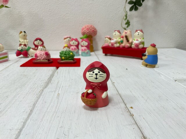 【コンコンブル】ねこずきんいちごつみ ZCB62727コンコンブル まったりシリーズ 猫 ネコ マスコット ガーデンマスコット ガーデンオーナメント 置物 オーナメント ナチュラル雑貨 ミニチュア