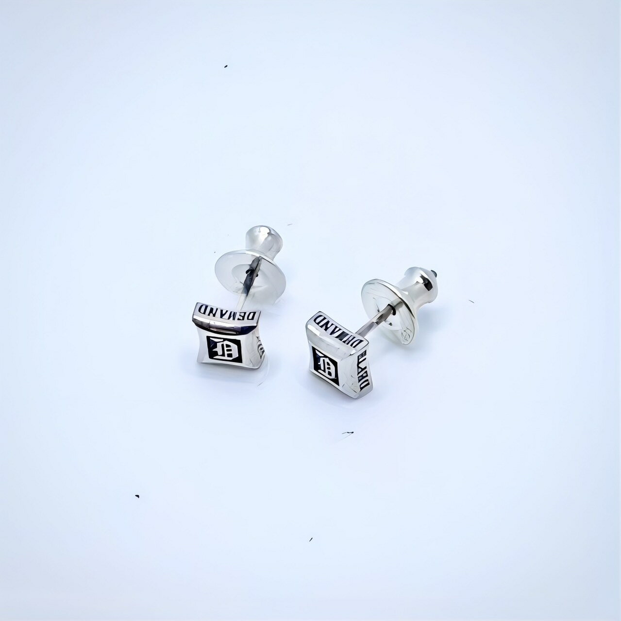 Rakuten - シルバー925ピアス シルバー ピアス Silver925 ピアス アクセサリー 2個セット 小物　送料無料　ギフト　ギフトボックス付　プレゼント　おしゃれ　ベルキャッチ　スタッドピアス　ギフト　シルバーポスト　DEPTH AND DEMAND　DandD　D＆D　金属アレルギー対策　金属