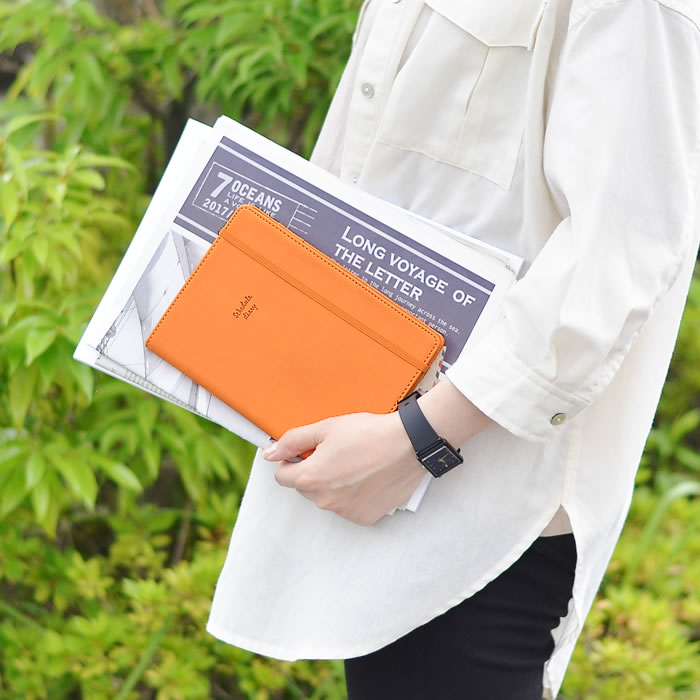 ママが使いやすい手帳21 おしゃれなファミリー手帳 年12月始まり のおすすめプレゼントランキング 予算3 000円以内 Ocruyo オクルヨ