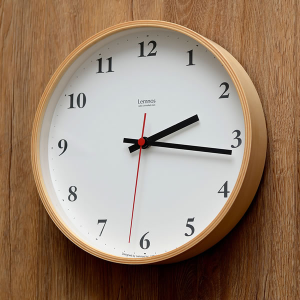 掛け時計 電波時計【Lemnos レムノス】Plywood clock プライウッド クロック LC10-21W 電波掛け時計 壁掛け 壁掛け時計 掛時計 時計 おしゃれ かわいい タカタレムノス 雑貨 北欧 電波壁掛け時計 電波掛時計 デジタル時計 デジタル リビング 電波 かけ時計