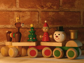 クリスマスの顔ぶれが勢揃い！楽しい木製トレイン。2006 Christmas 【 トレイン 】