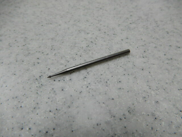ルーターピットハイスピット精密加工用軸径2.35mm　三角型1.35mm1本