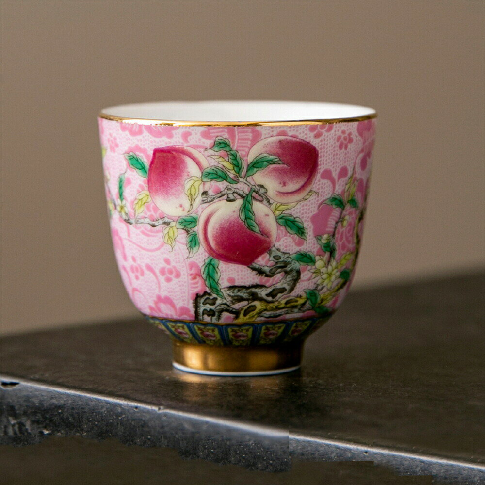 小さい 桃 湯飲み フリーカップ ティーグラス ホワイト 湯のみ 湯呑み 小 お茶 カップ コップ 猪口 そばちょこ ティーコップ 手づくり おしゃれ 来客用 お茶用品 ティーウェア 白い器 茶器 中国茶器 茶杯 徳化磁器 白い器 贈り物にも