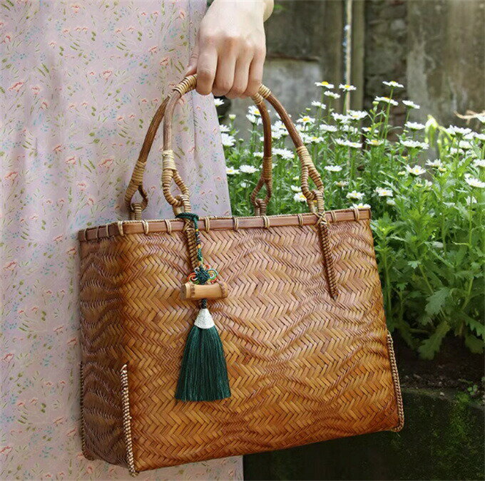 青海波 波模様 竹 籠　工芸品 手編み かごバッグ バンブーバスケット 籠 かご バッグ コンパクト 巾着 手作り 篭 かご 工芸品 工藝 民藝 民芸 竹籠 竹細工 かご バスケット プレゼント ギフト 母の日 竹製