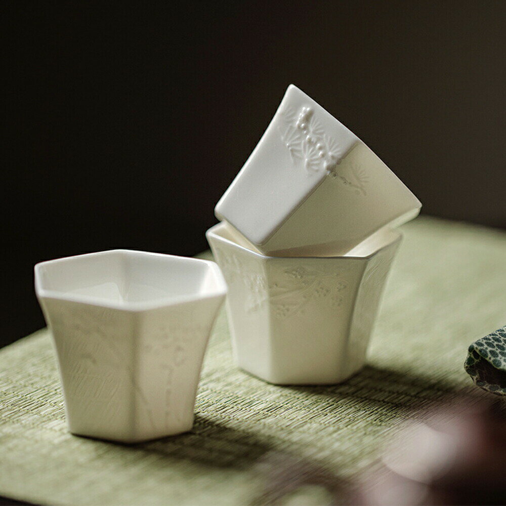 白玉 六方杯 2個セット 茶杯 茶器 湯のみ 湯呑み お茶 カップ コップ 来客用 お茶用品 ティーウェア 中..