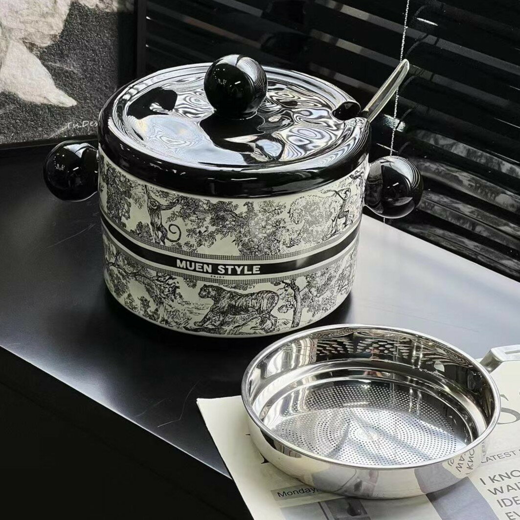 モダンな表情 オイルポット 油こし器 オイル入れ 揚げ物油入れ 油 ポット ステンレス こし網 蓋付き 12..