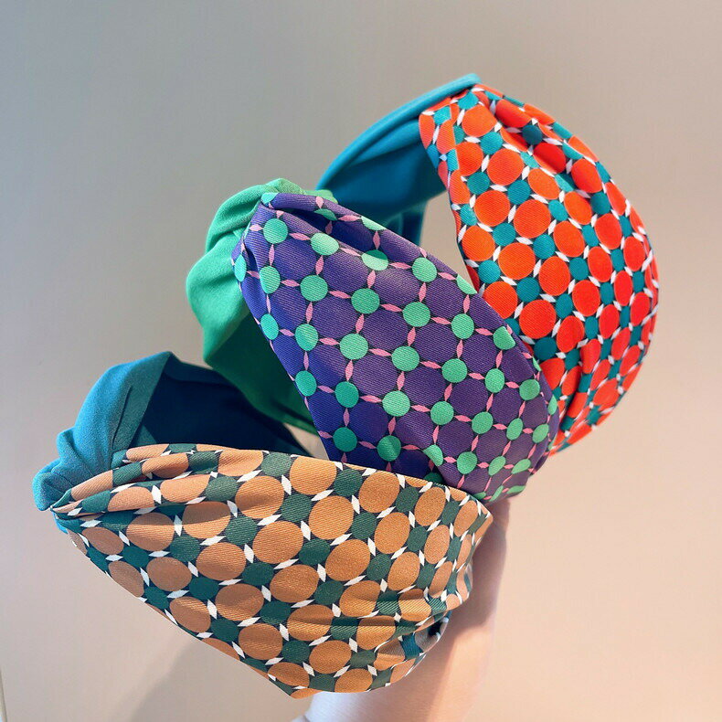 カチューシャ レディース 5色選べる 流行 幅広 ターバン風 新作 クリスマス プレゼント 大人気 可愛い..